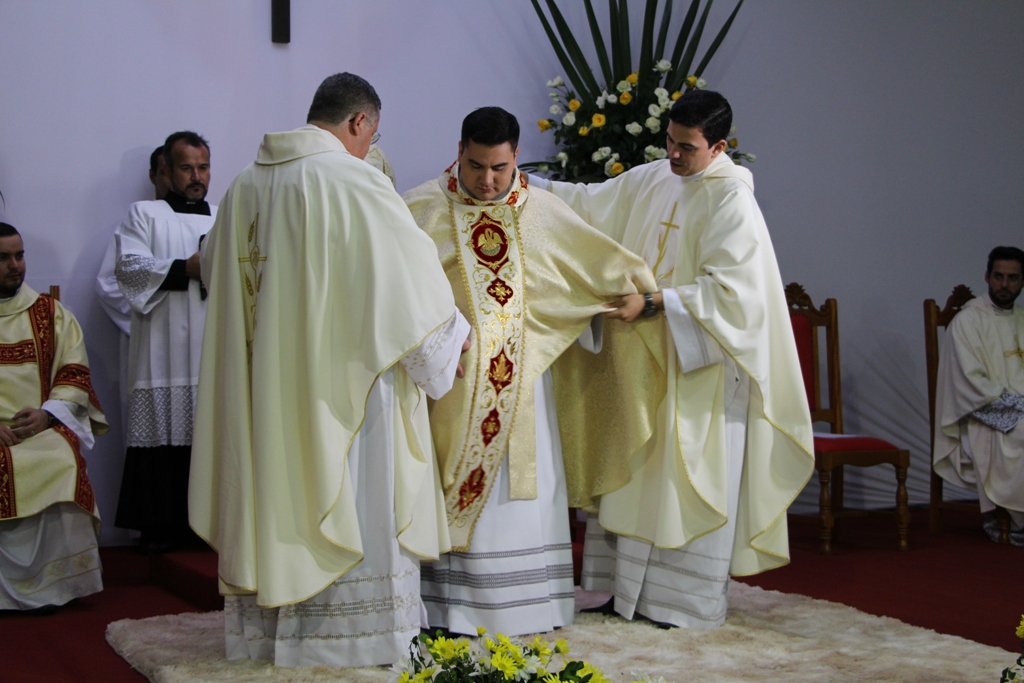 Ordenação Presbiteral do Diácono Diego - Cajobi - 04/05/18 - Fotos: Milton Figueiredo