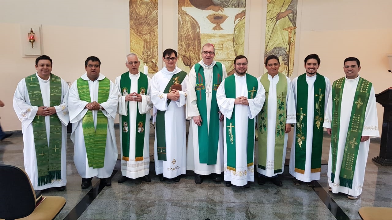 Foto | Dom Milton e padres participam de formação para o clero da Província Eclesiástica de Ribeirão Preto