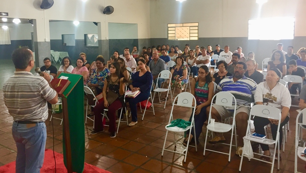 Foto | Paróquia Senhor Bom Jesus de Guaraci promove formação para Ministros Leitores