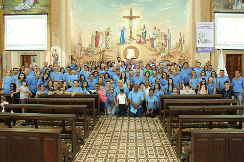 Foto | Equipes de Nossa Senhora celebram 10 anos do movimento em Barretos
