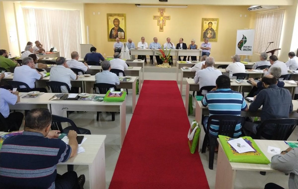 Foto | Bispos de toda Amazônia Brasileira se encontram em Belém para preparação final ao Sínodo