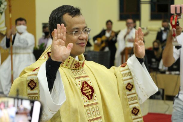 Foto | Neossacerdote Carlos Araki será vigário paroquial da Paróquia N. Sra. da Abadia de Cajobi