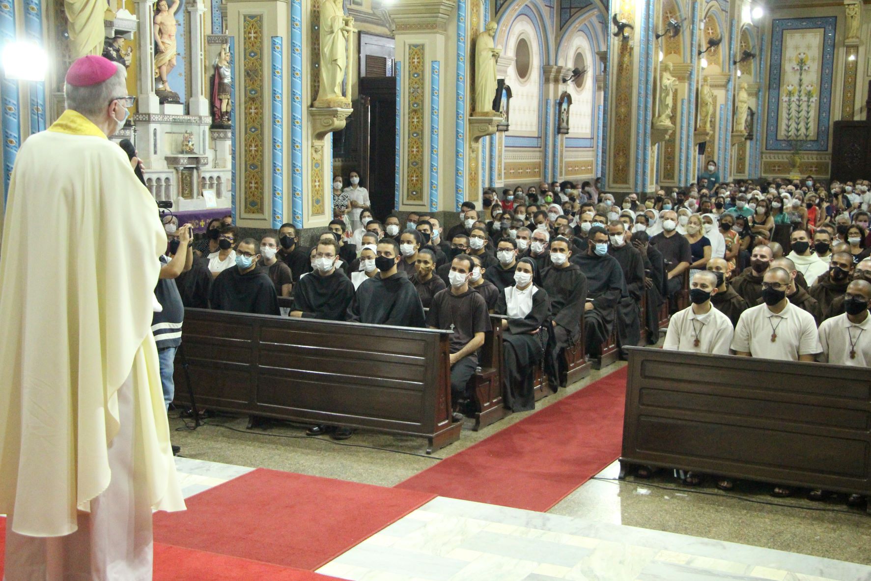Foto | Comunidades Religiosas são acolhidas na Diocese de Barretos