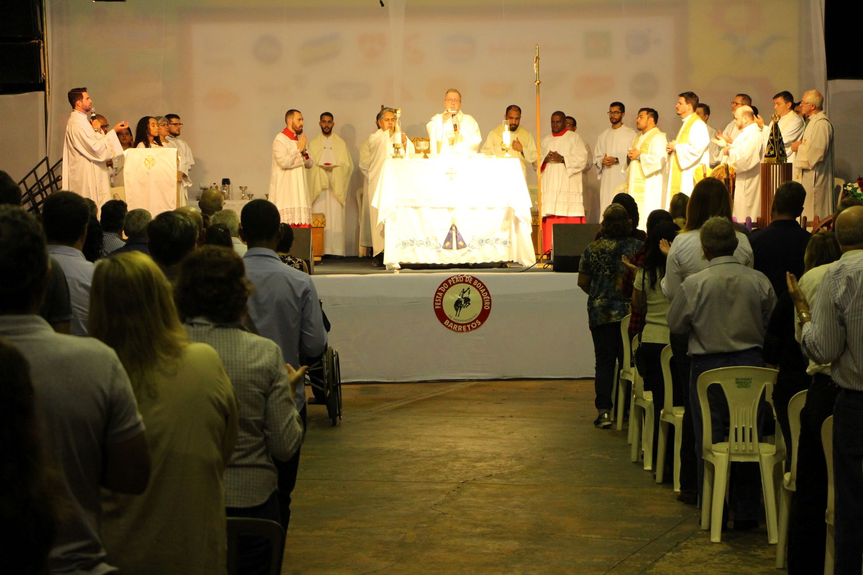 17ª Missa Sertaneja da Festa do Peão de Barretos acontece nesta terça-feira (23)