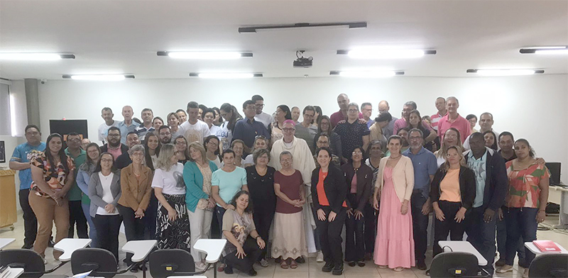 Foto | Ontem teve curso de formação para novos Ministros da Distribuição da Eucaristia