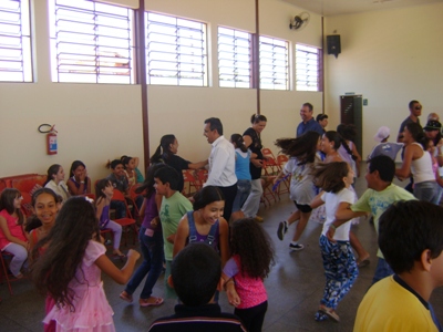 FESTA PARA CRIANÇAS NA PARÓQUIA SÃO LUÍS GONZAGA EM BARRETOS