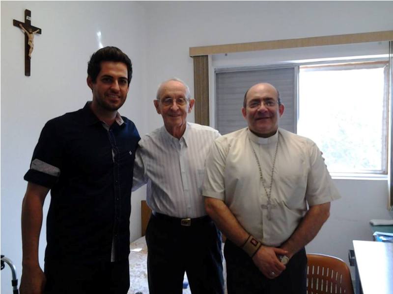 Dom Edmilson e padre Ronaldo visitam Dom Pedro Fré em Aparecida