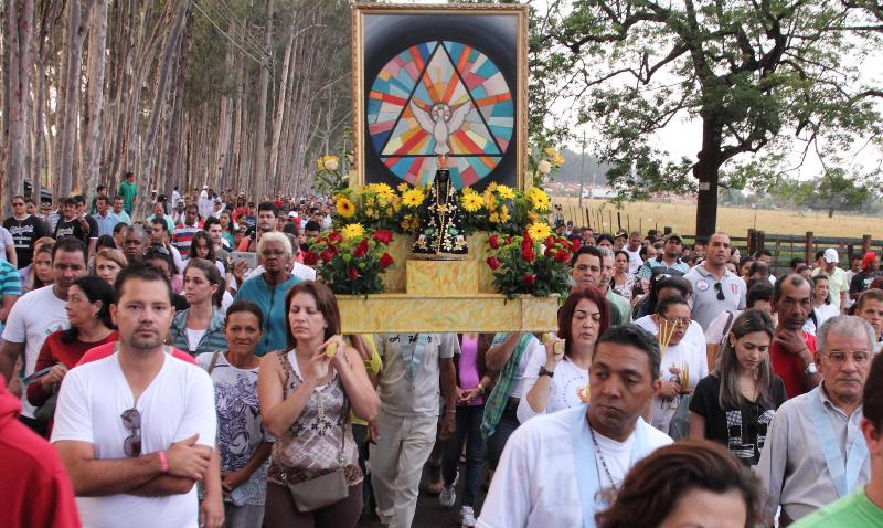 Ano da Fé é aberto na Diocese de Barretos durante o 26º Caminhando com Maria