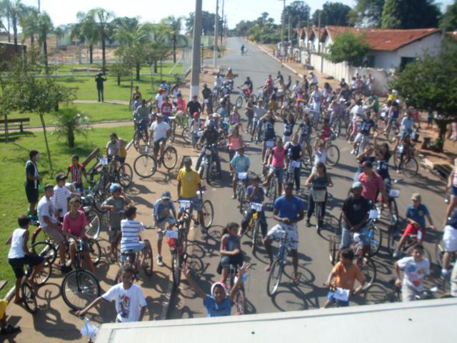 Grupo de Jovens de Guaraci promove Passeio Ciclístico