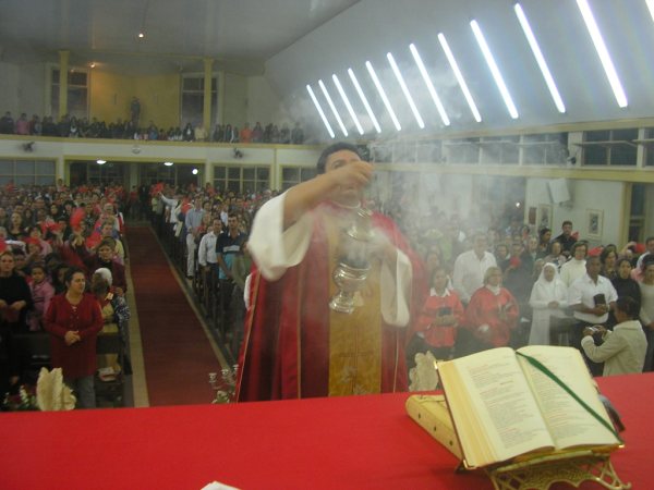 VIGÍLIA DE PENTECOSTES EM MORRO AGUDO