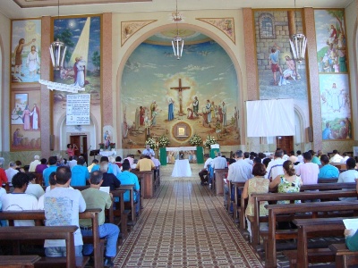 PARÓQUIA N. S. DO ROSÁRIO REALIZOU O ENCONTRO DE LOUVOR A DEUS ATRAVÉS DO ROSÁRIO