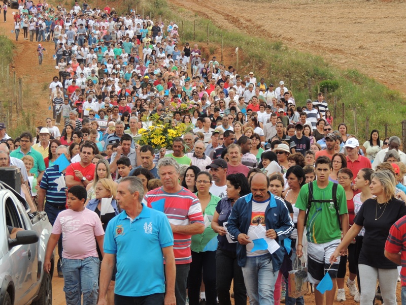 Caminhada homenageia a Padroeira do Brasil em Olímpia