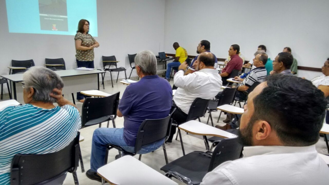 Integrante da Pastoral Fé e Política participam de formação sobre o funcionamento da Câmara Municipal de Barretos